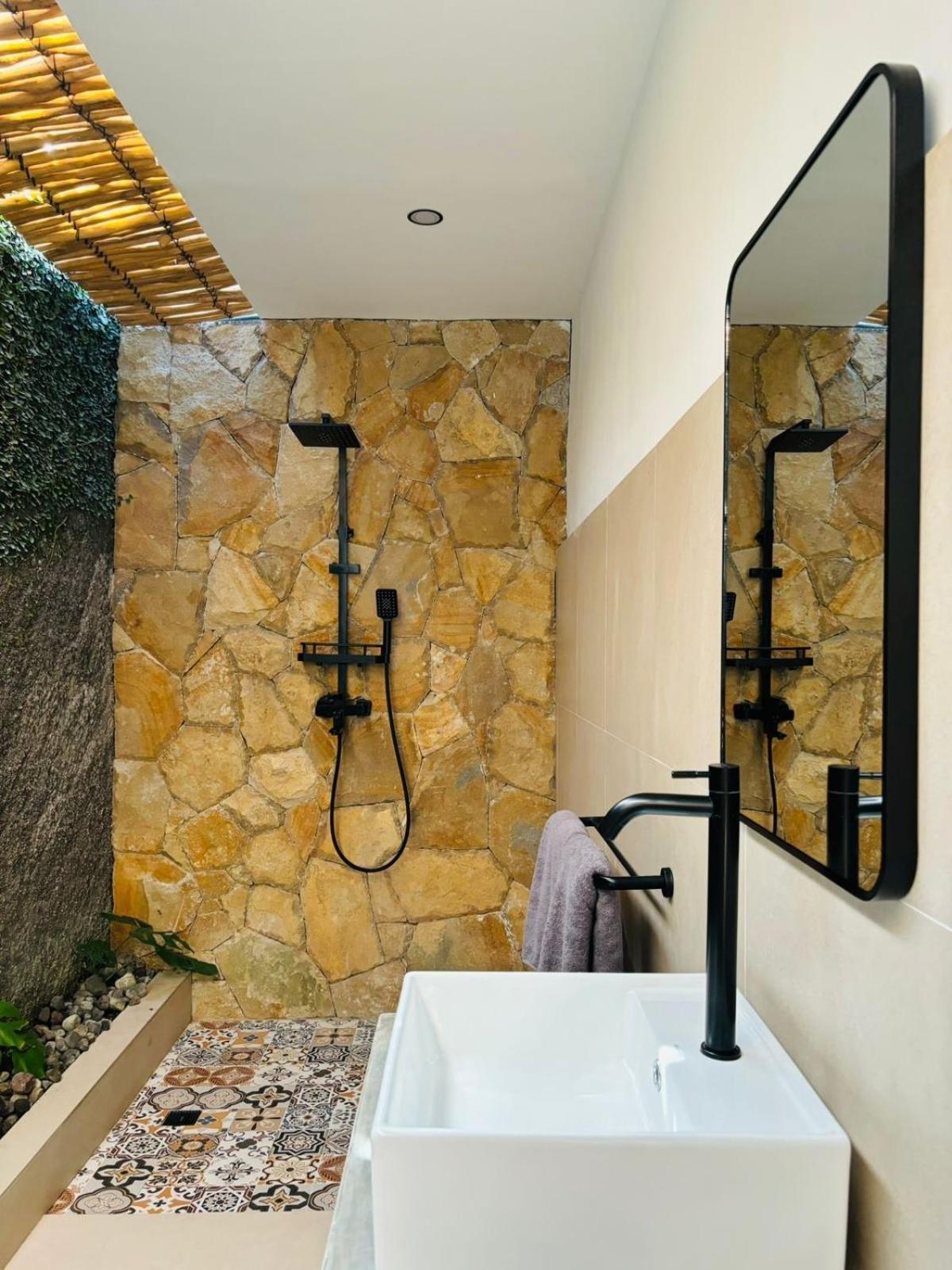 Las Flores Lombok Kuta  Εξωτερικό φωτογραφία